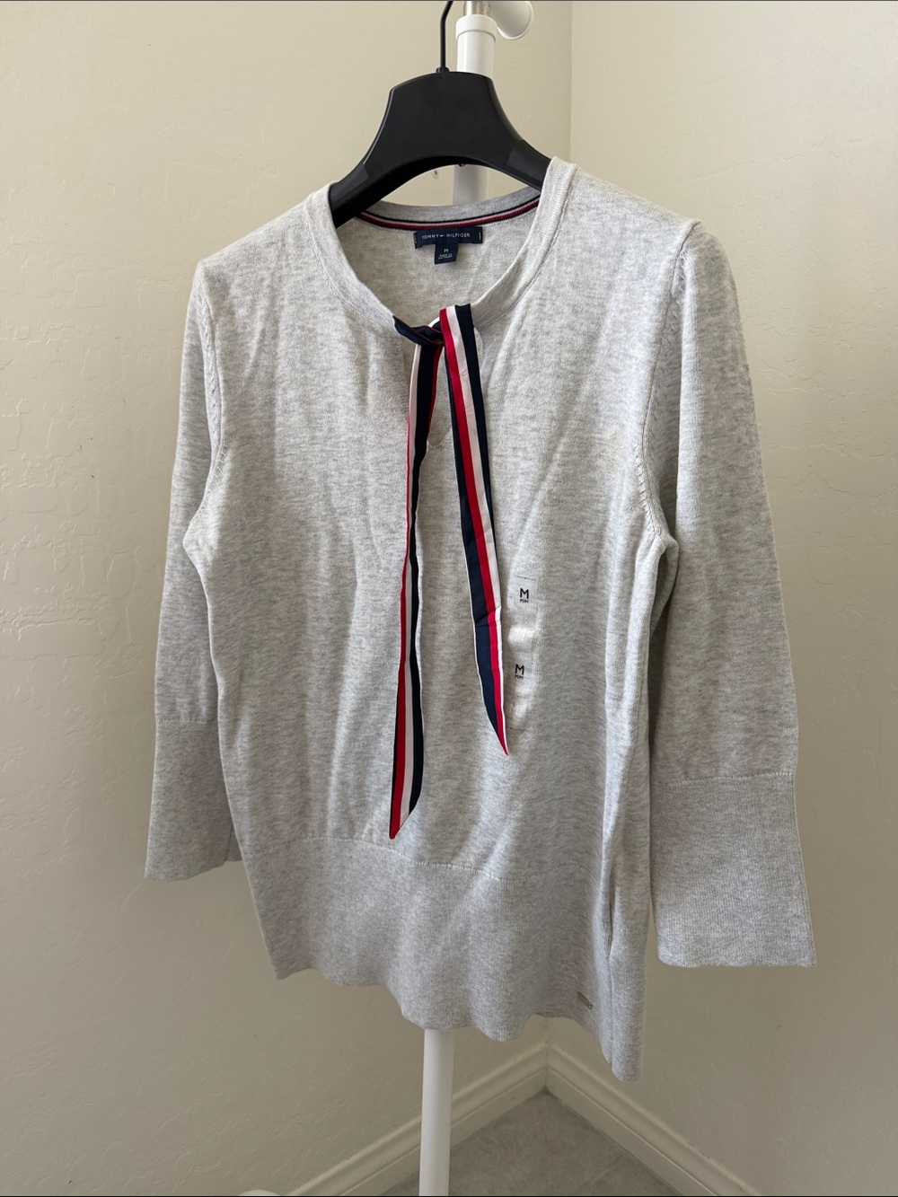Tommy Hilfiger Heather Gray Sweater with Red Navy White Ribbon Tie